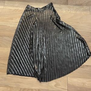 Silver pleated skirt